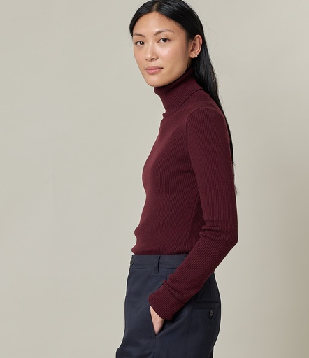 GOOD BASICS | WMWST01 women’s turtleneck pullover, ribbed structure, merino wool, slim fit  506 burgundy