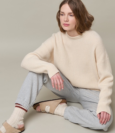 GOOD BASICS | WRIB01 women's crew pullover, merino cashmere blend, relaxed fit  02 nature