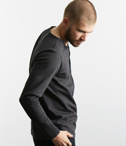 GOOD ORIGINALS | 206 men’s loopwheeled henley, 7,2oz/sq.yd, classic fit  98 charcoal